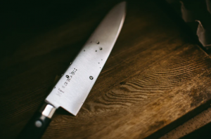 knife
